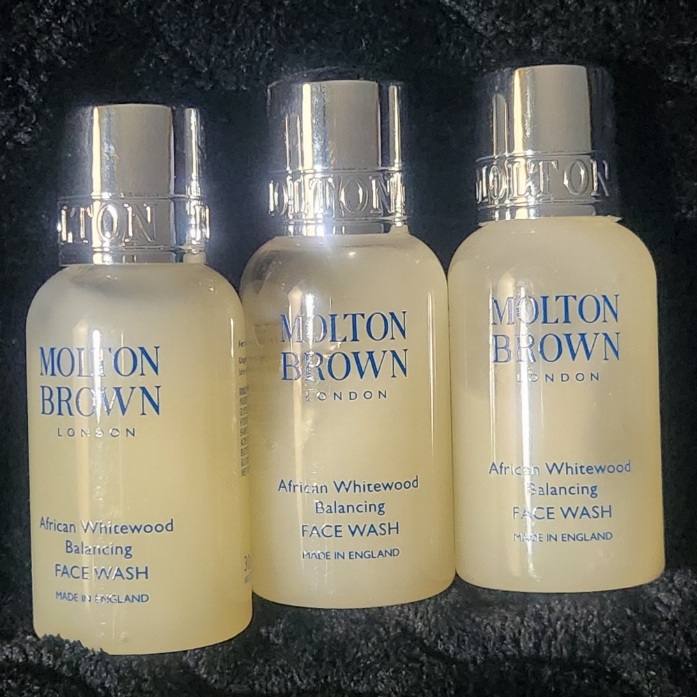 MOLTON BROWN Face Wash